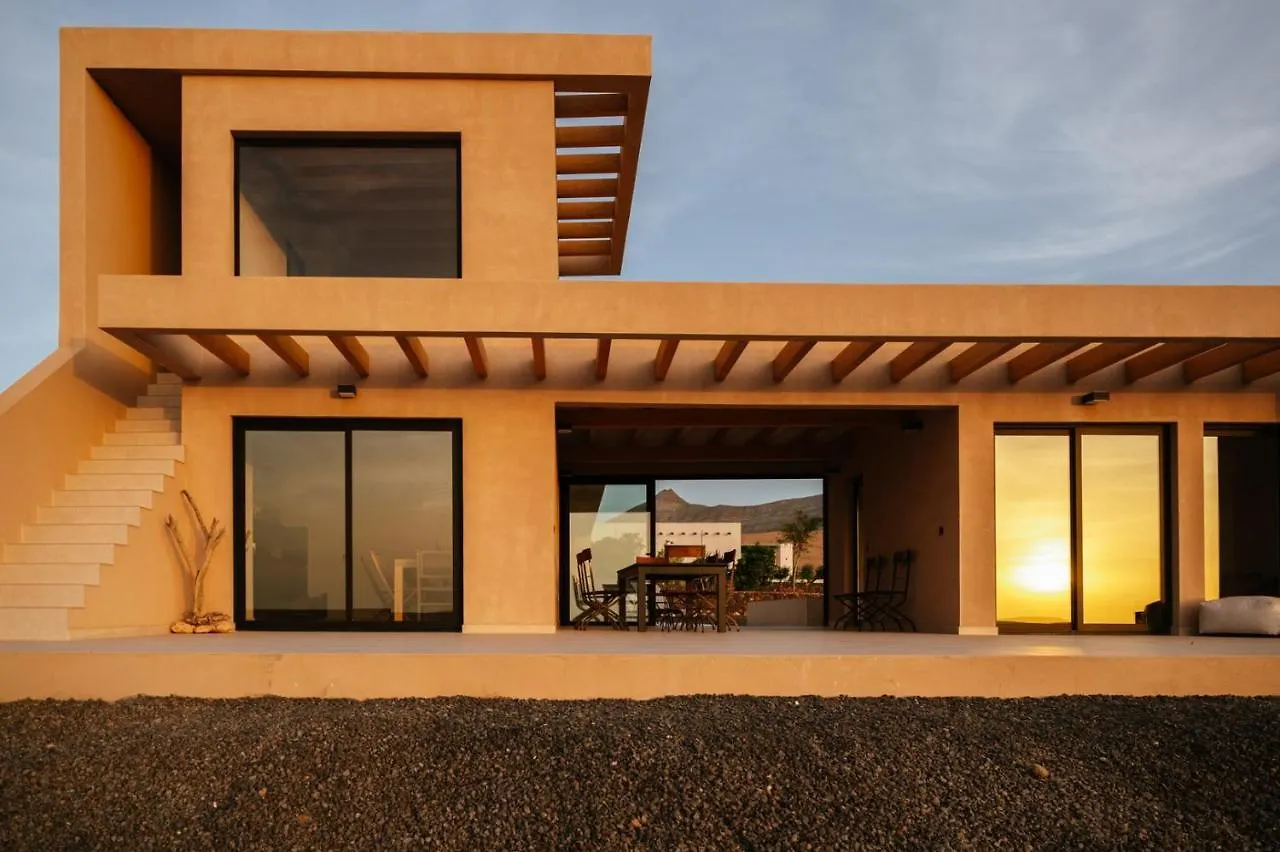 Essea Living Tindaya With Heated Pool Vila Villa