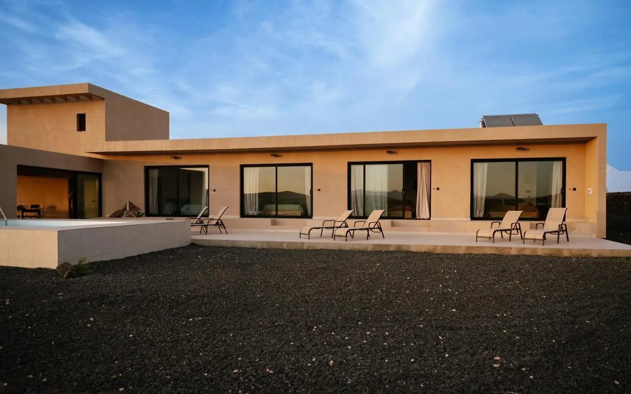 Essea Living Tindaya With Heated Pool Vila 0*,  Espanha
